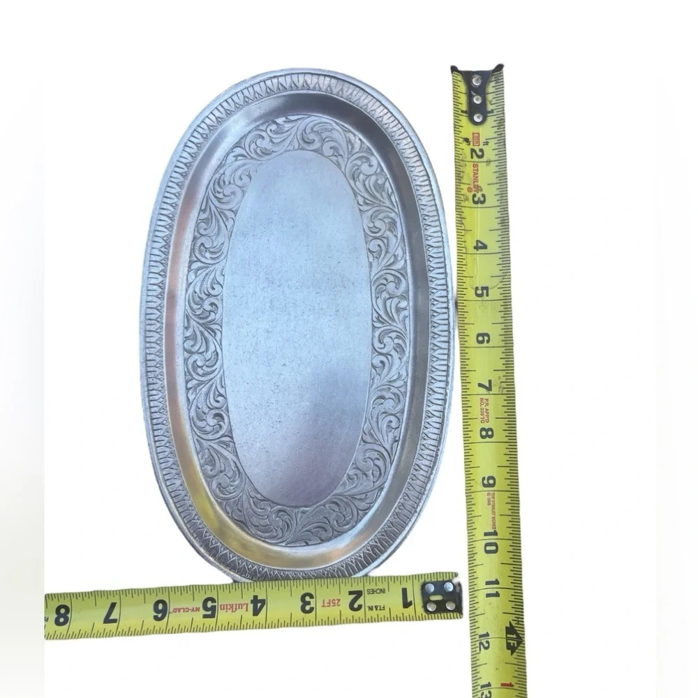SAN LORENZO TRAY Luxury Bathroom Tray in Tooled Pewter